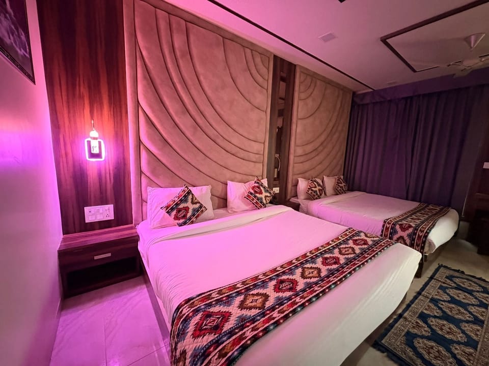 Desk, laptop workspace, free WiFi, bed sheets