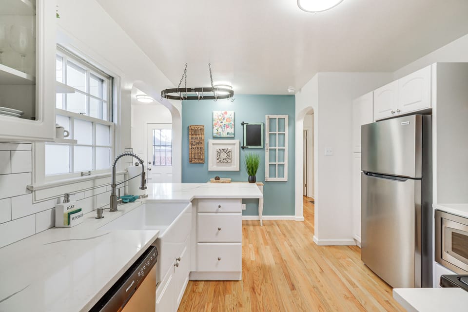 House (2 Bedrooms) | Interior