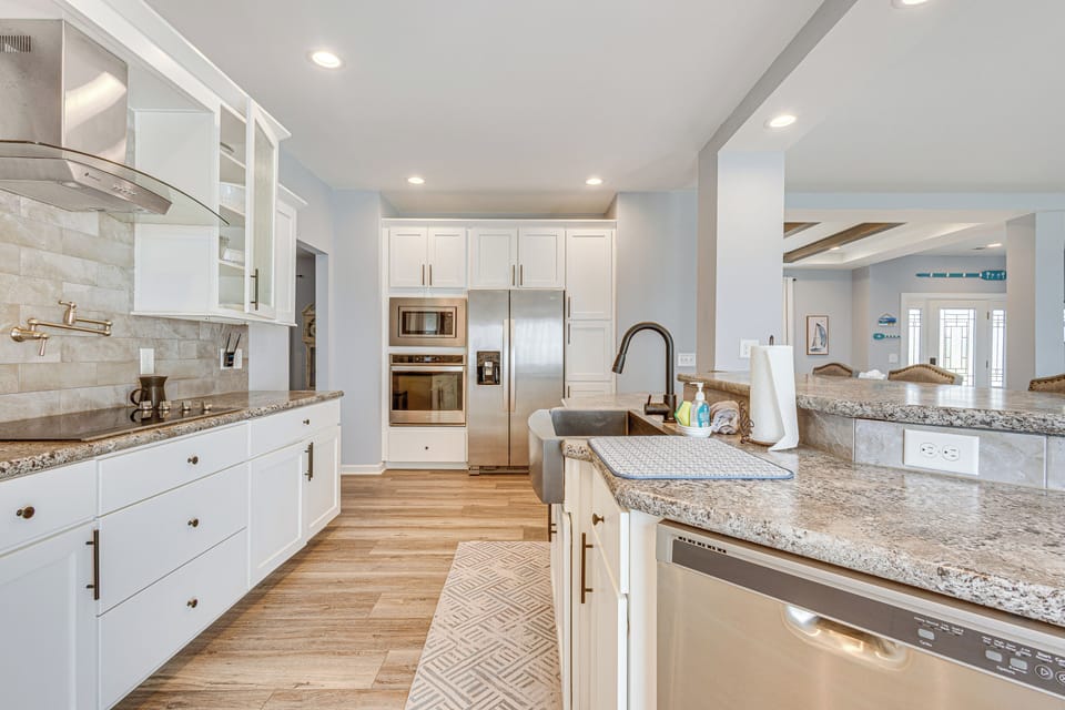 House (3 Bedrooms) | Interior