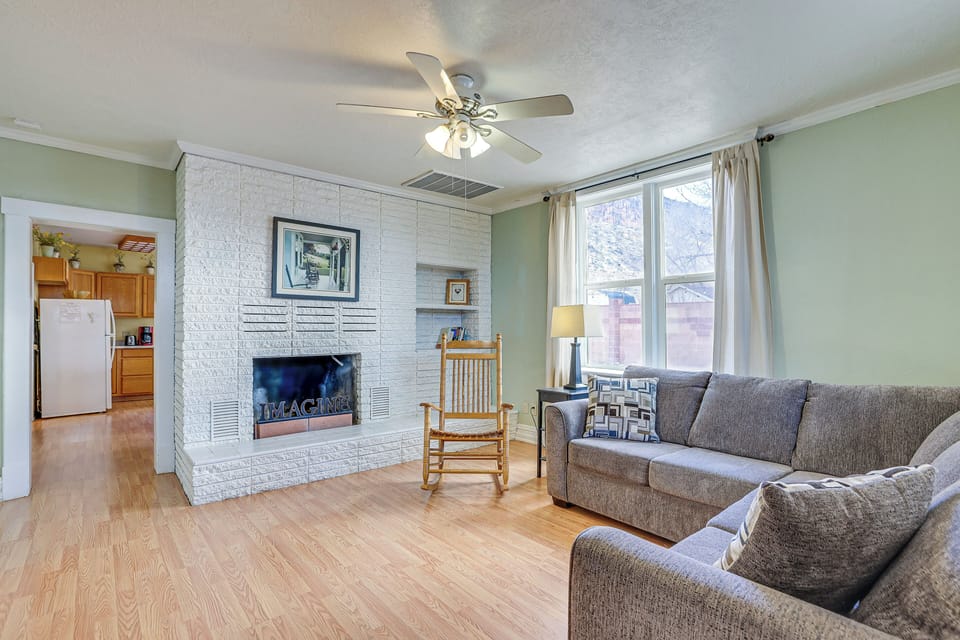 House (4 Bedrooms) | Interior