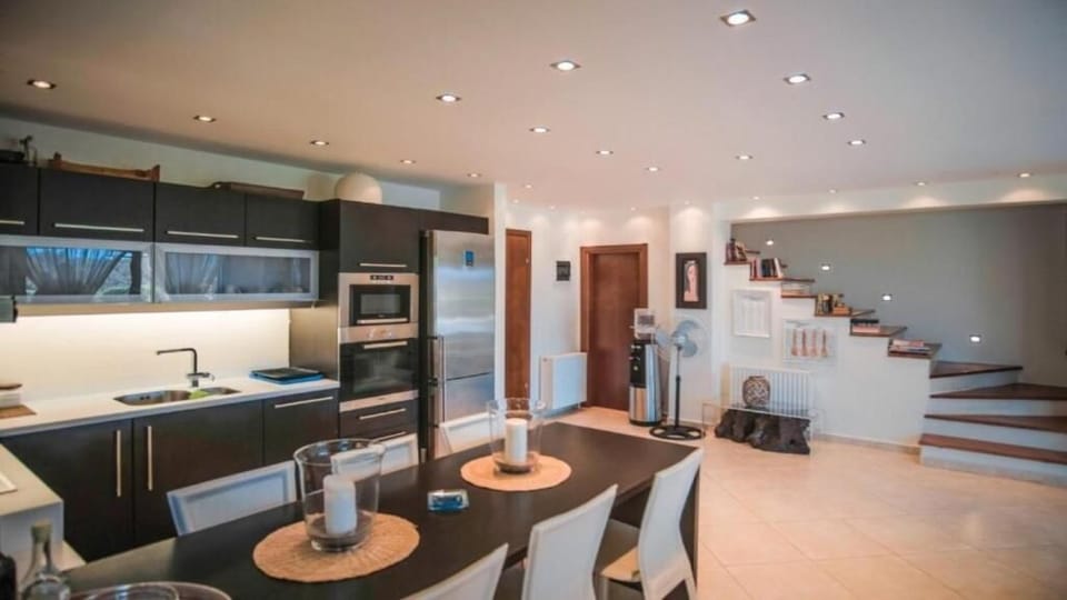 Luxury Villa | Living area