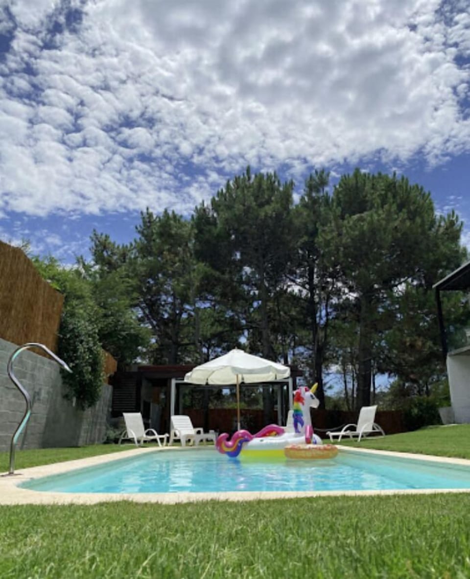 15 outdoor pools