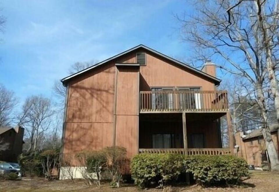 Rear Balcony Exterior