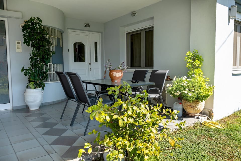 House | 1 bedroom