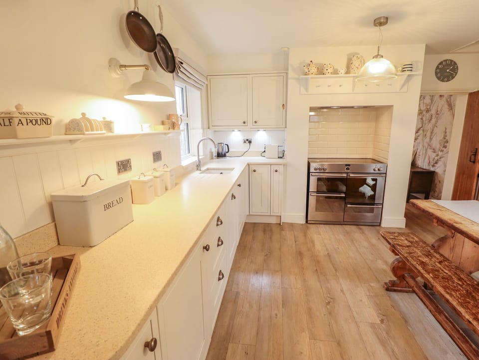 Fridge, dishwasher, electric kettle, toaster