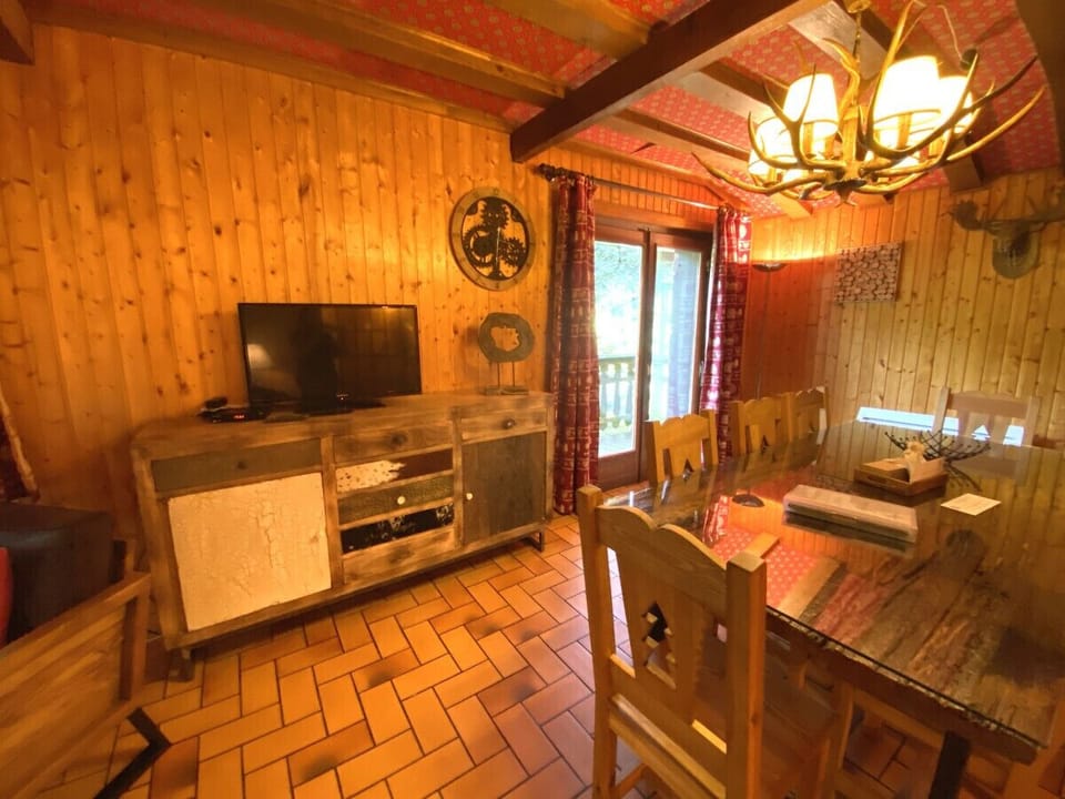 Living room with fireplace