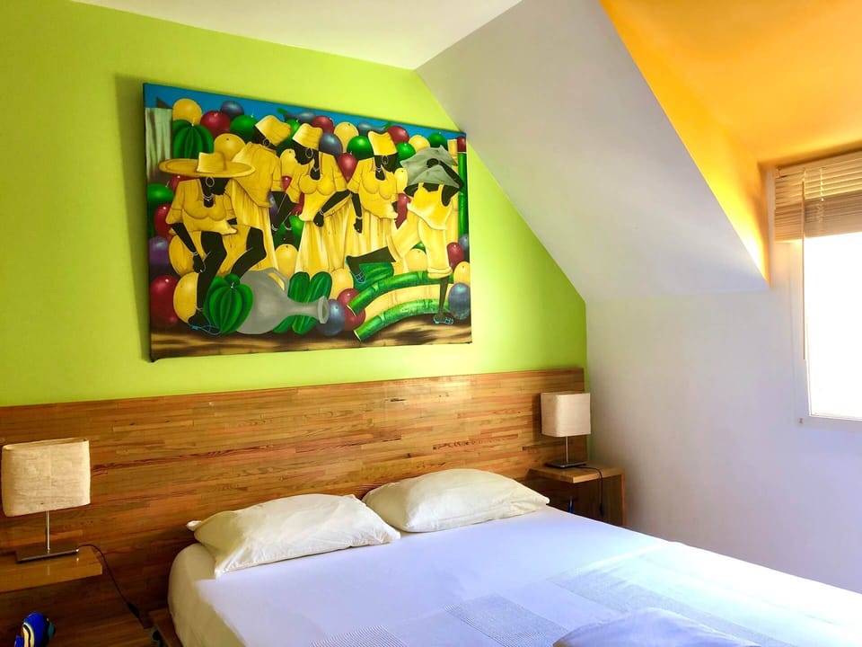 Chambre 4 Deshroses