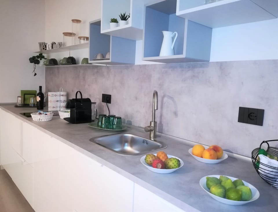 Comfort Apartment, 2 Bedrooms, Accessible, Non Smoking | Private kitchen | Shared fridge, microwave, espresso maker, coffee/tea maker