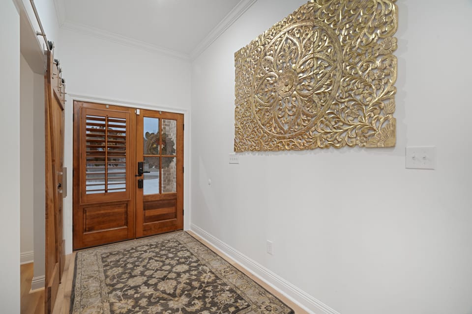 Entrance door