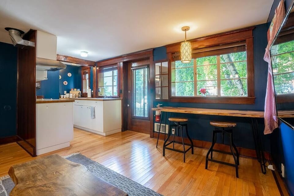 Open concept private living space 