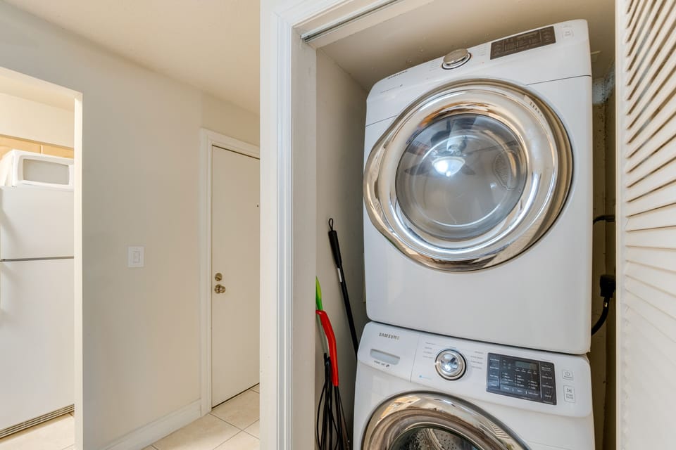 Washer + Dryer