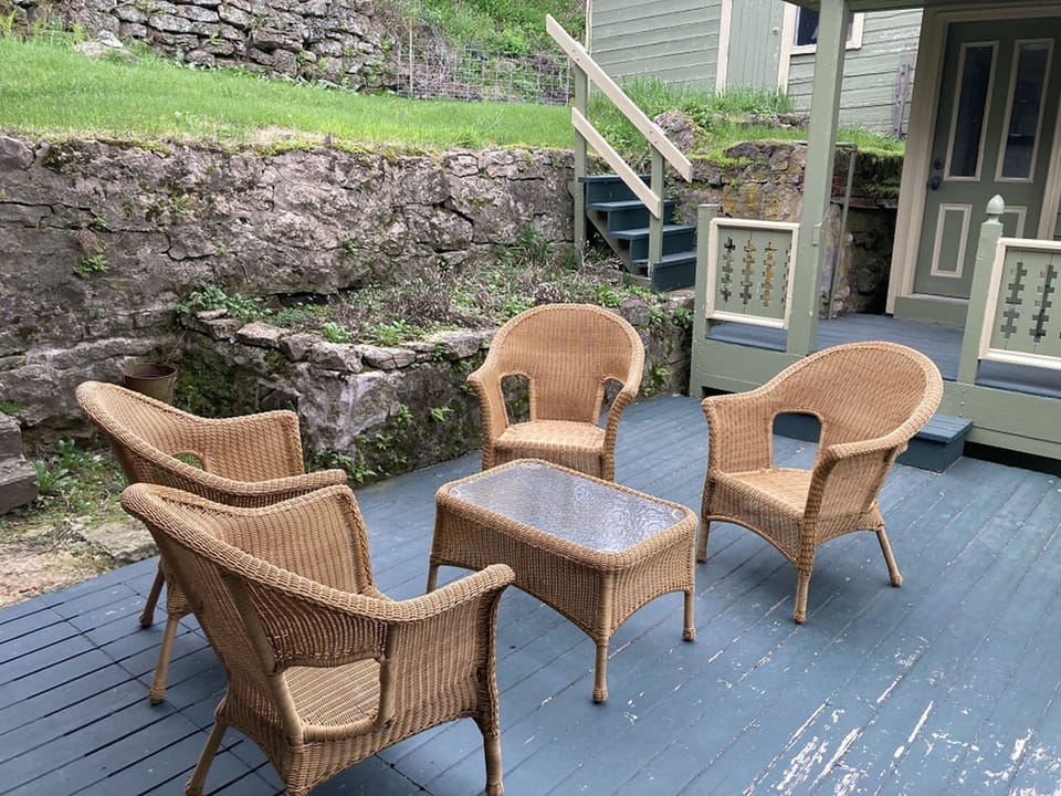 AbesDeck