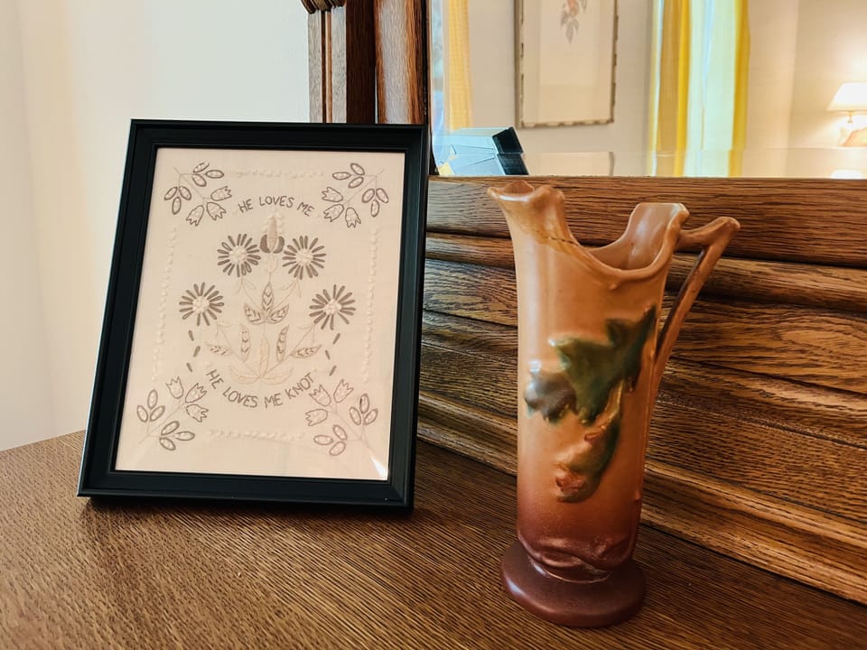 He loves me. He loves me knot.