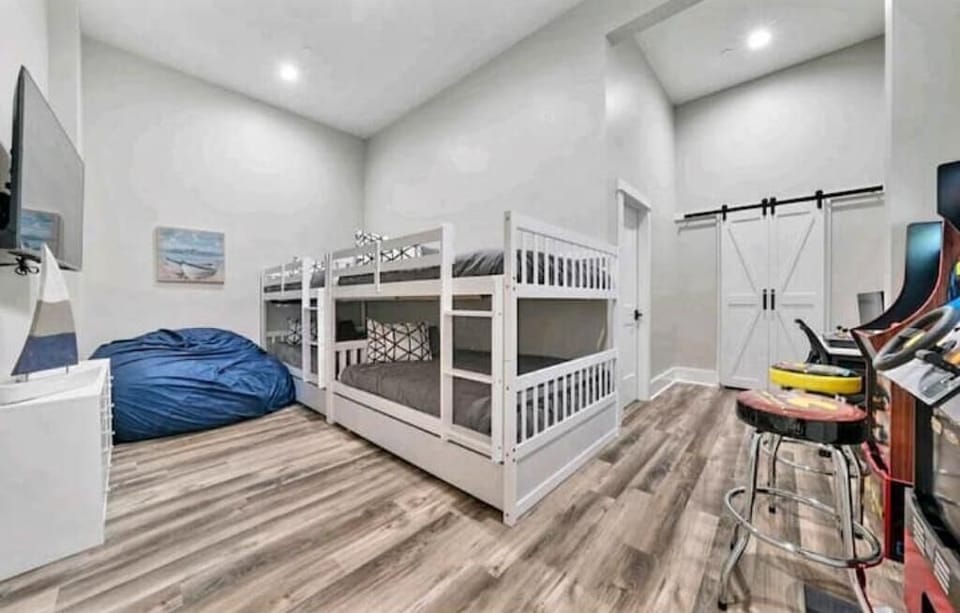 Bedroom #2 2 full over full bunks with twin trundle beds and arcade