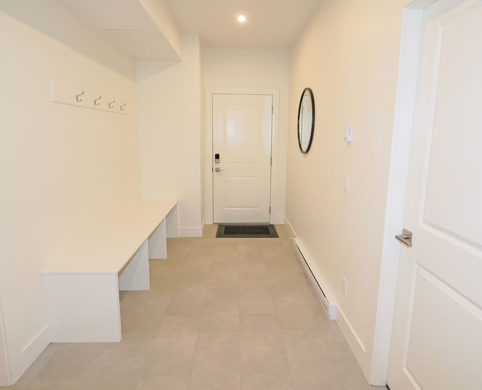 Large entryway 