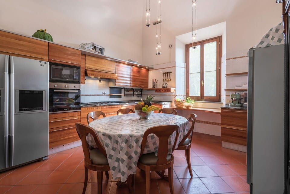 Amenities, Autumn, Kitchen, Room Detail, Spring, Summer