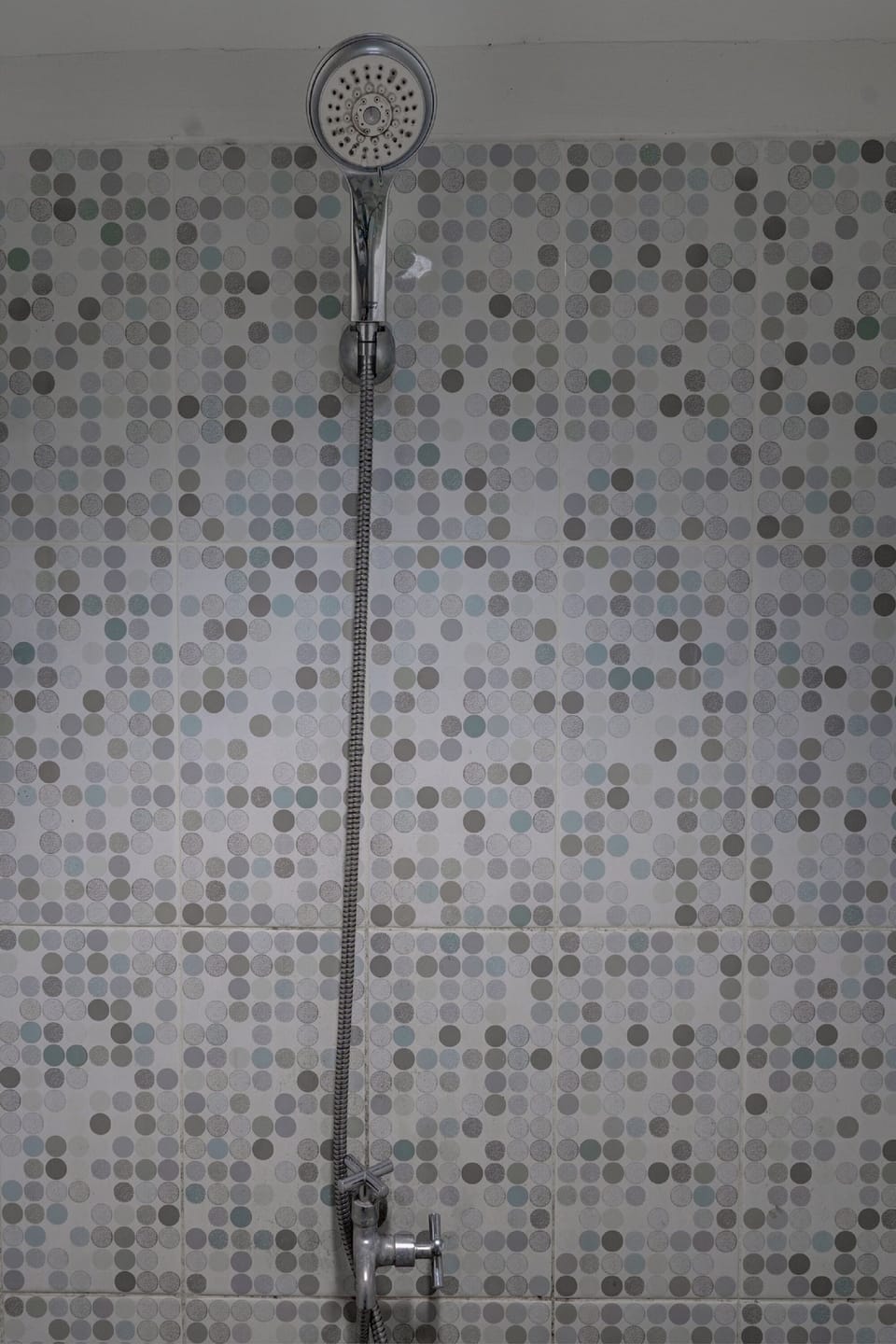 Deluxe Double Room | Bathroom | Shower, rainfall showerhead, towels