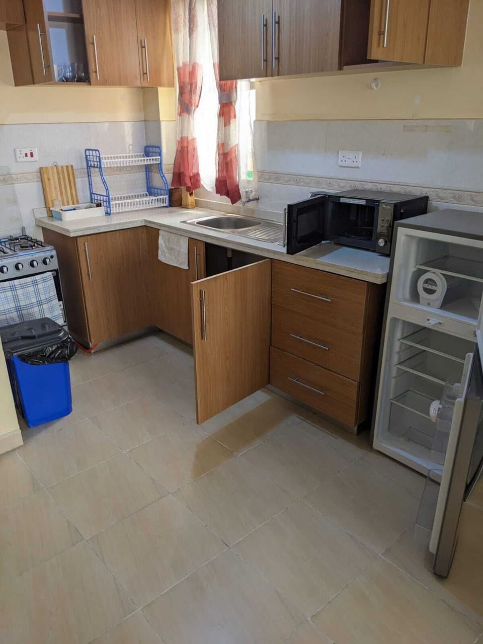 Fridge, microwave, oven, electric kettle