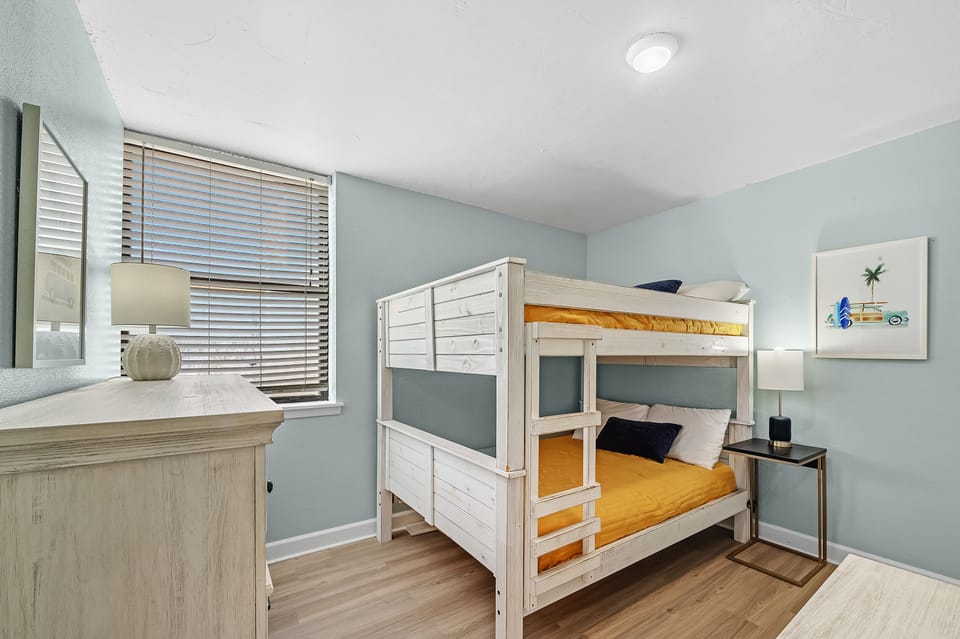 Guest Bedroom 2, Unit #602