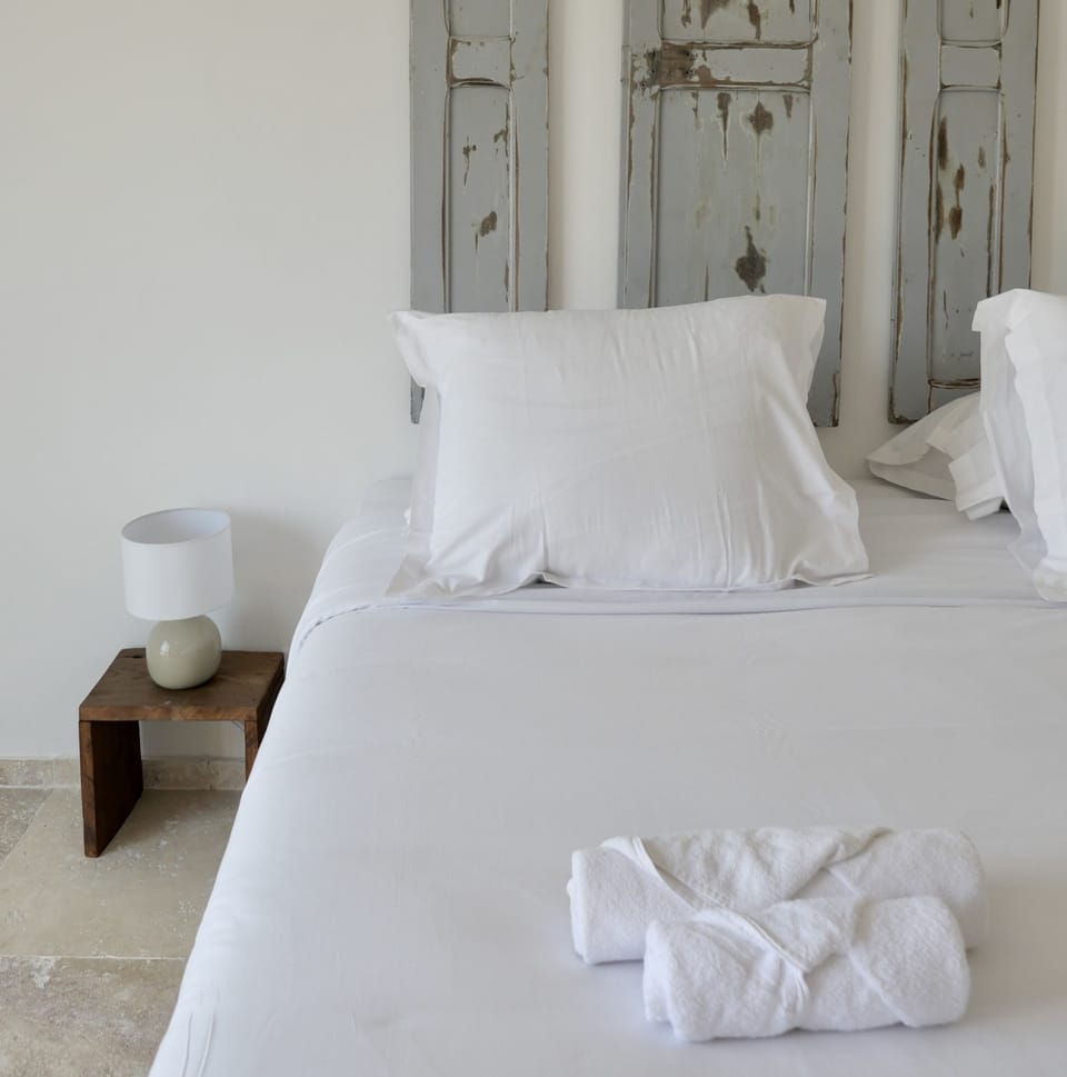 Superior Double or Twin Room | Desk, laptop workspace, blackout drapes, WiFi (free)