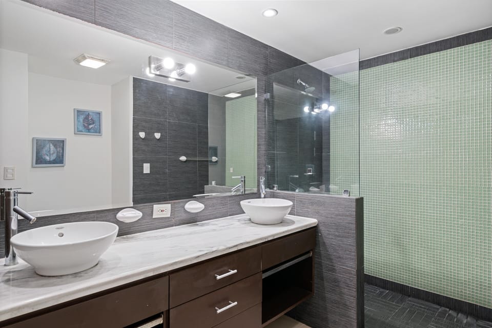 Ocean View, Luxury Penthouse at Diamonte del Sol 702N by RedAwning Apartment in Jaco