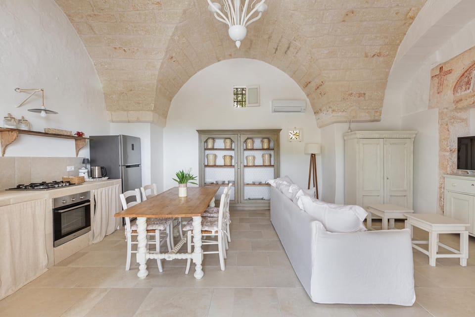 Villa | Dining room