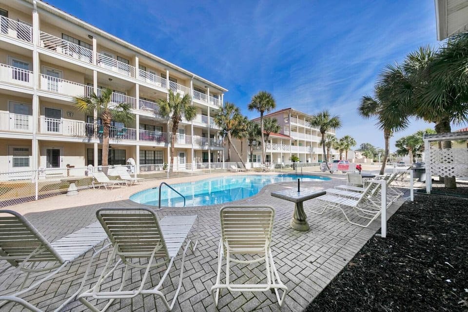 Horizon South Swimming pool