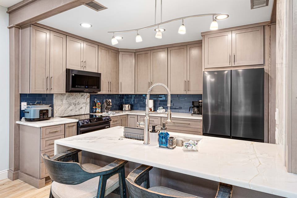 Fully Stocked Kitchen
