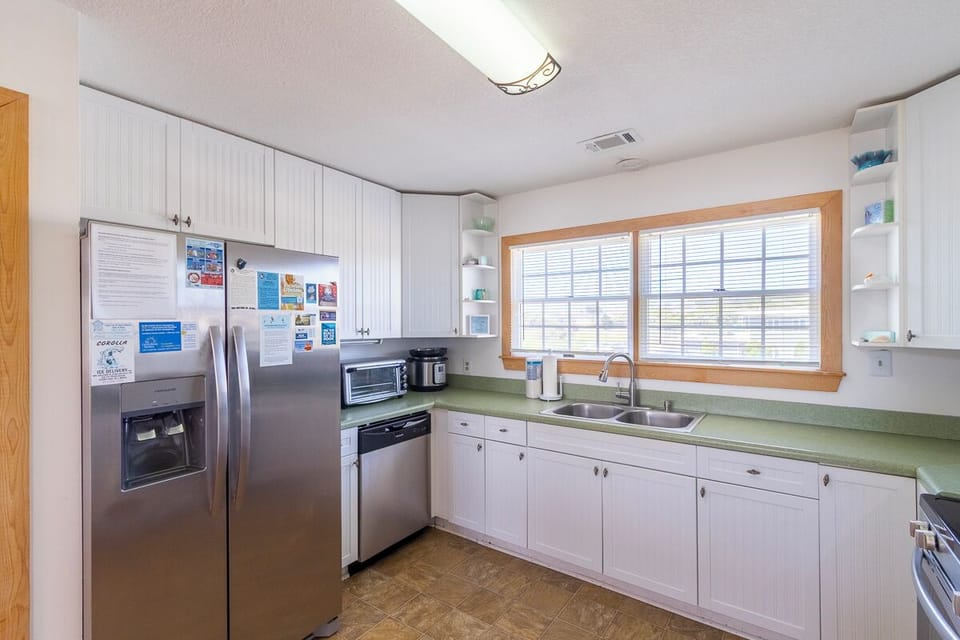 Mid Level Kitchen