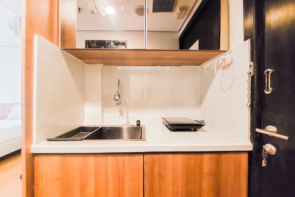 Studio | Private kitchen | Full-size fridge, stovetop