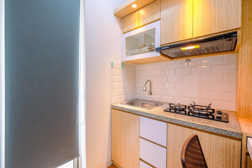 Studio | Private kitchen | Full-size fridge, stovetop
