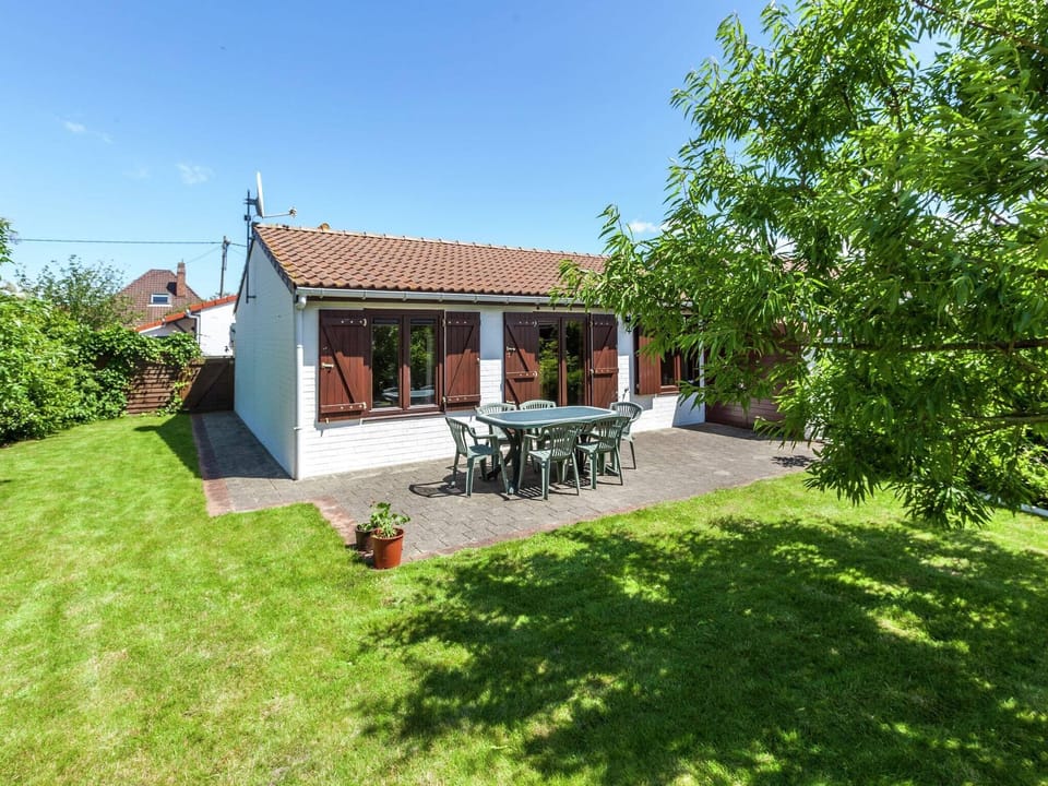 Holiday Home Exterior [summer]