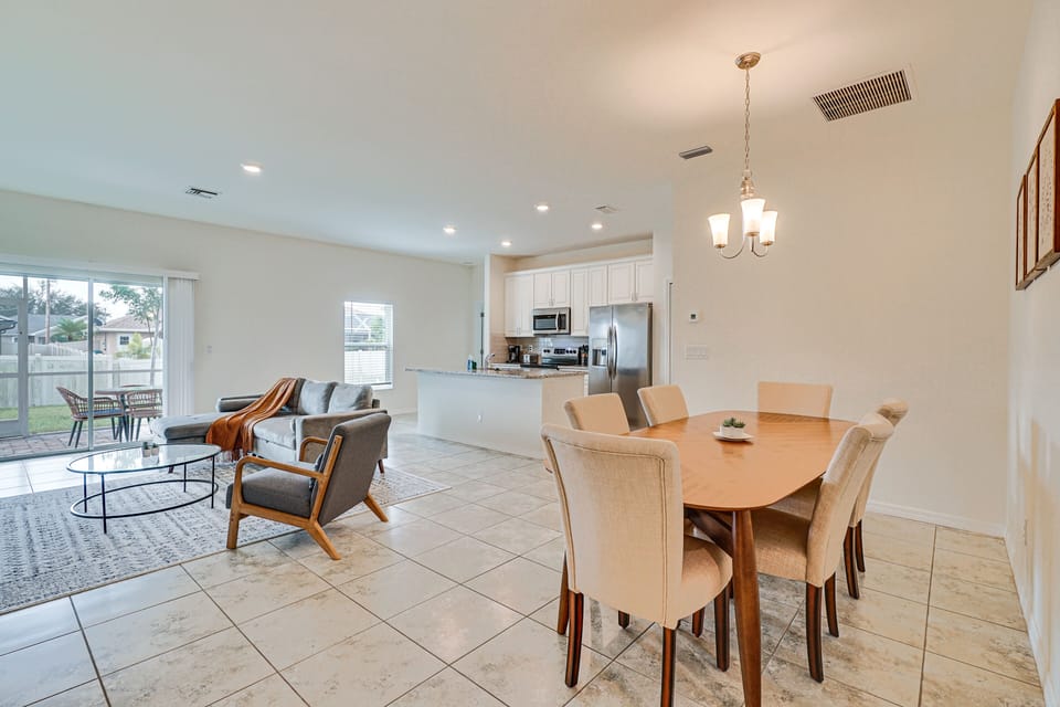 Dining Area | Dishware & Flatware