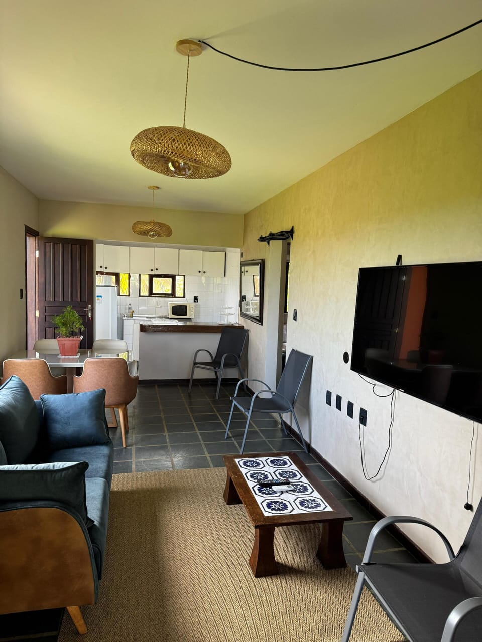 Panoramic Suite | Iron/ironing board, free WiFi, bed sheets