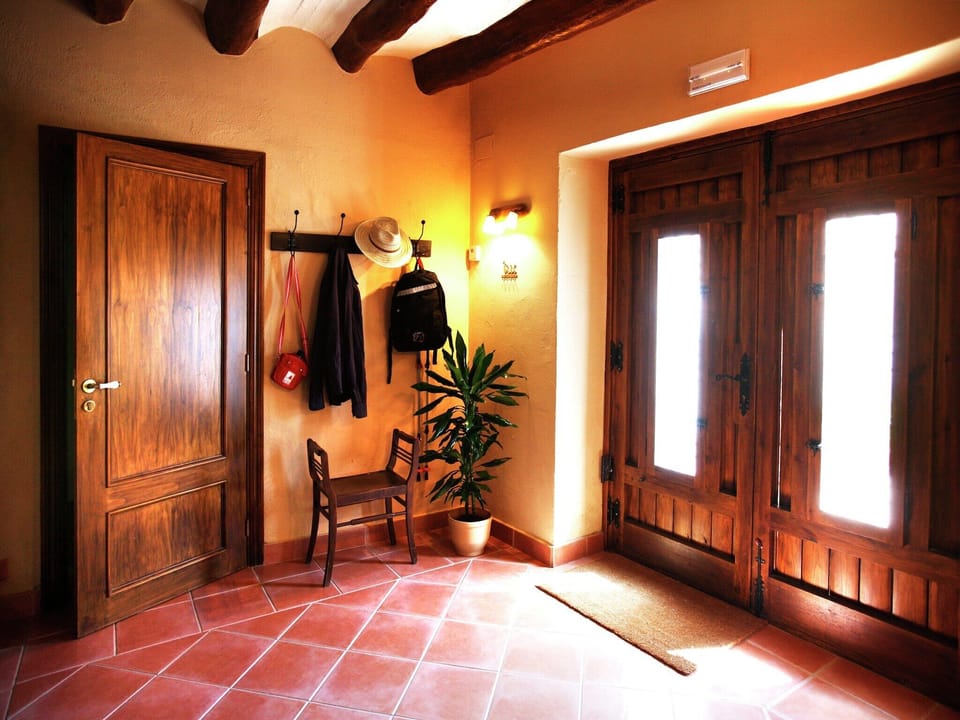 Entrance / Reception