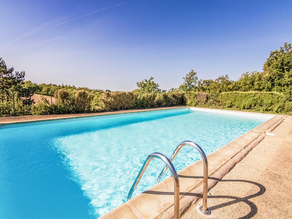 Holiday Home Swimming Pool
