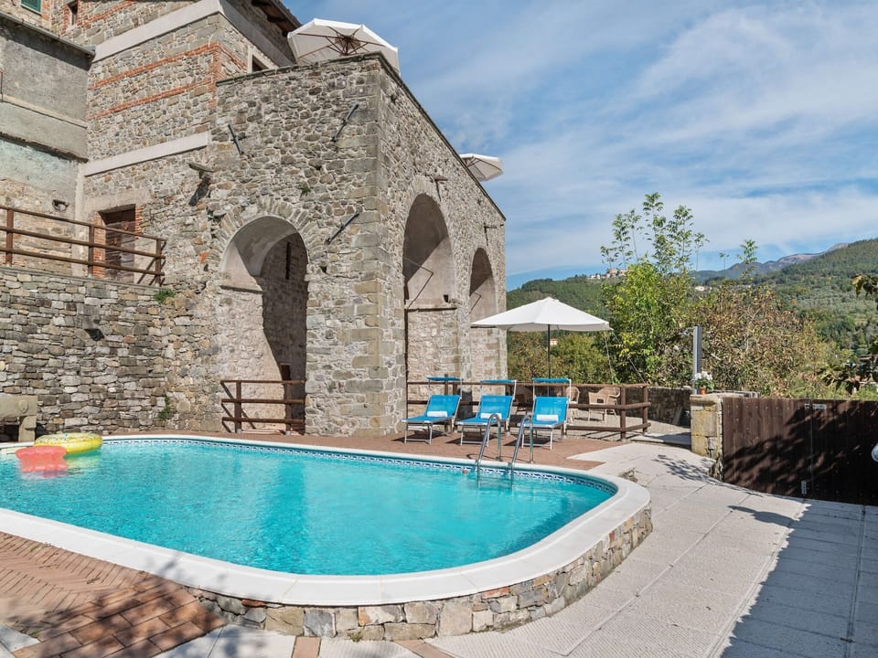 Holiday Home Swimming Pool