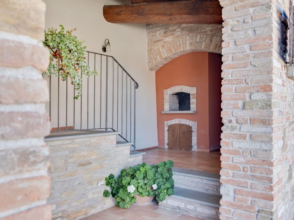 Entrance / Reception