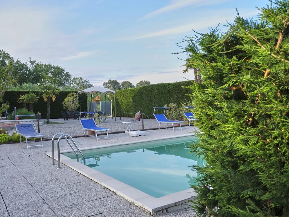Holiday Home Swimming Pool
