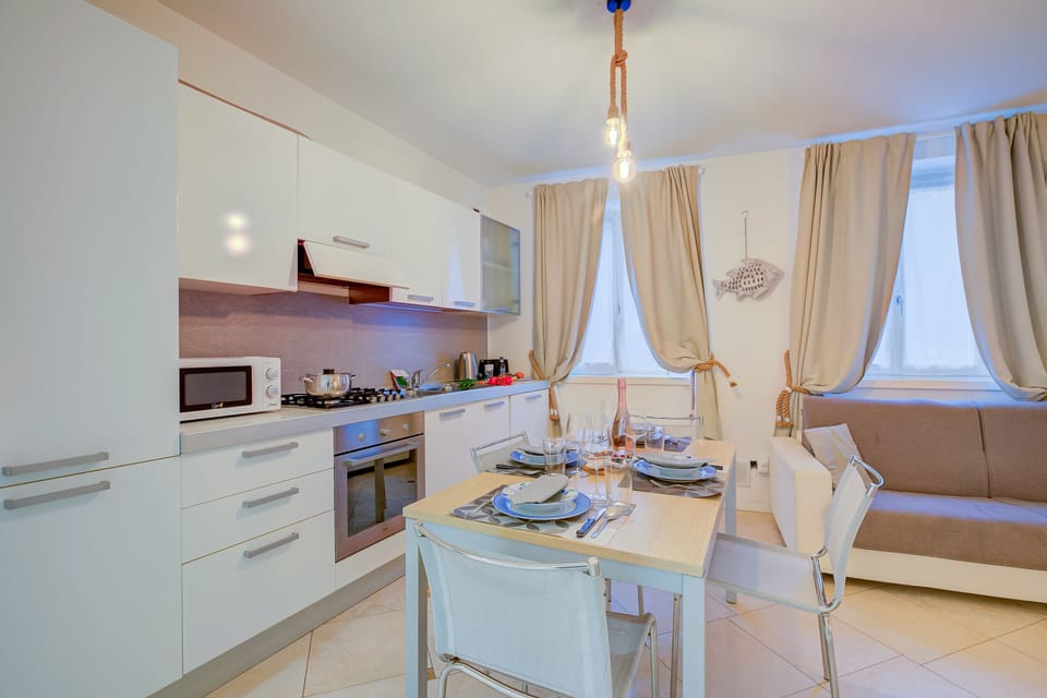 Kitchen and dining area