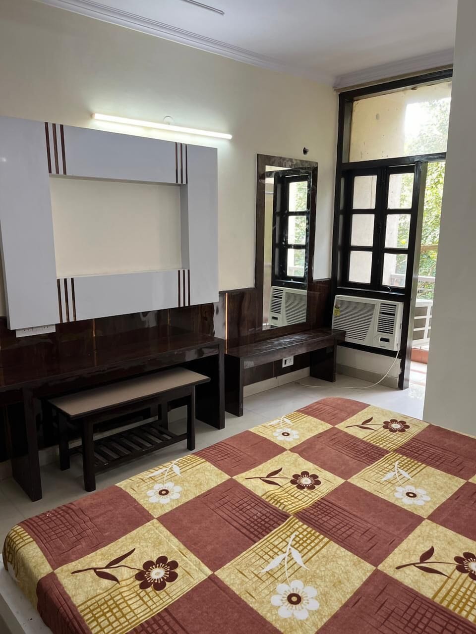 Standard Room | Free WiFi, bed sheets