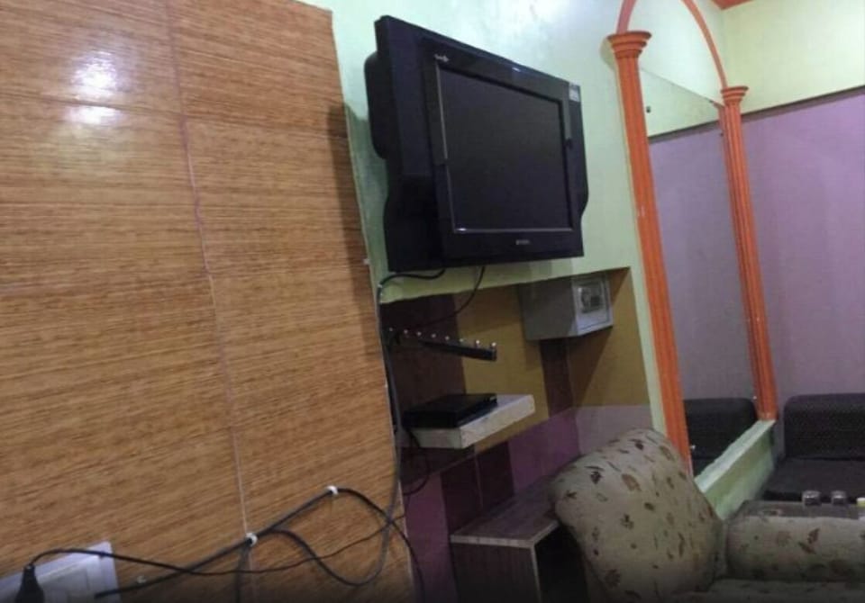 24-inch Smart TV with cable channels