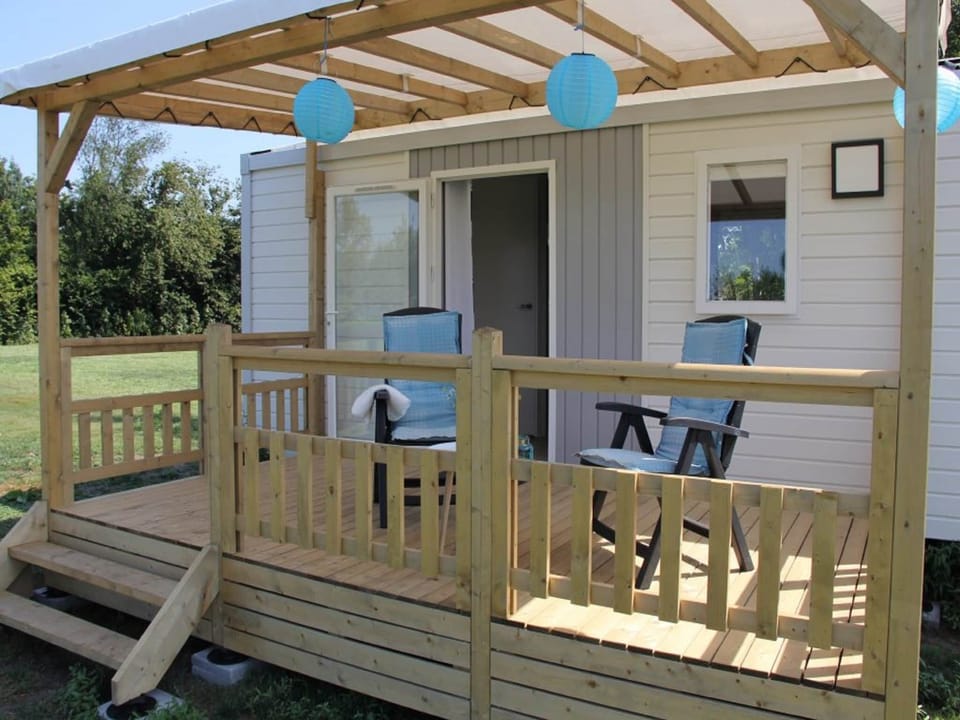 Holiday Home Exterior [summer]