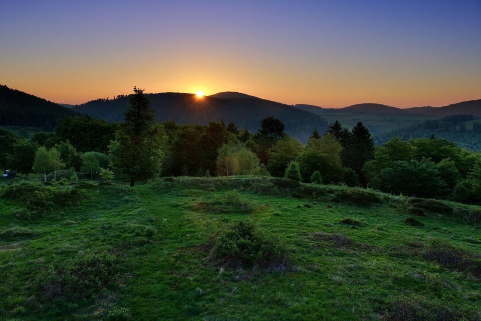 Surroundings [summer] (1-5 km)