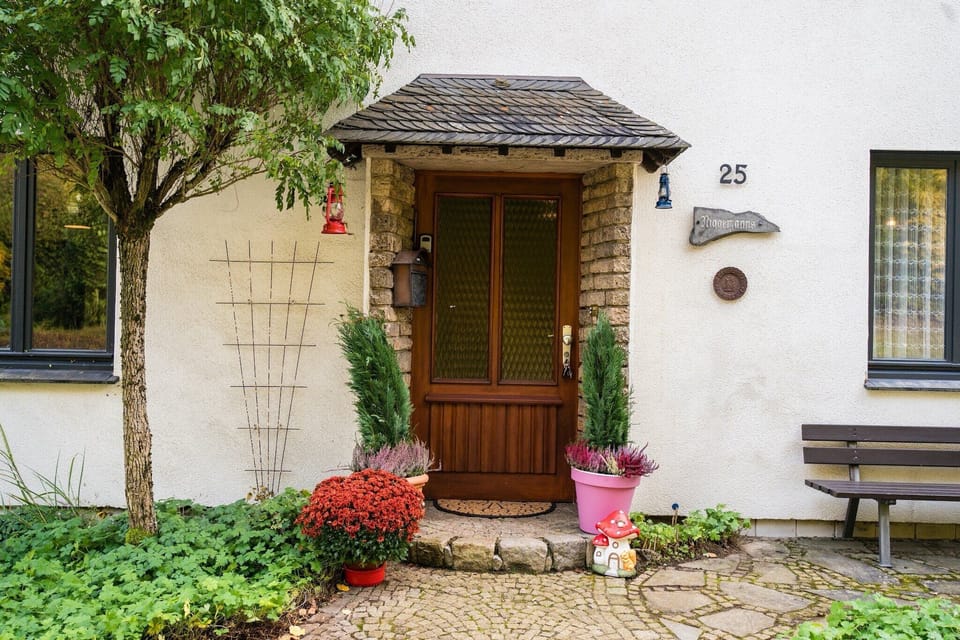 Entrance / Reception