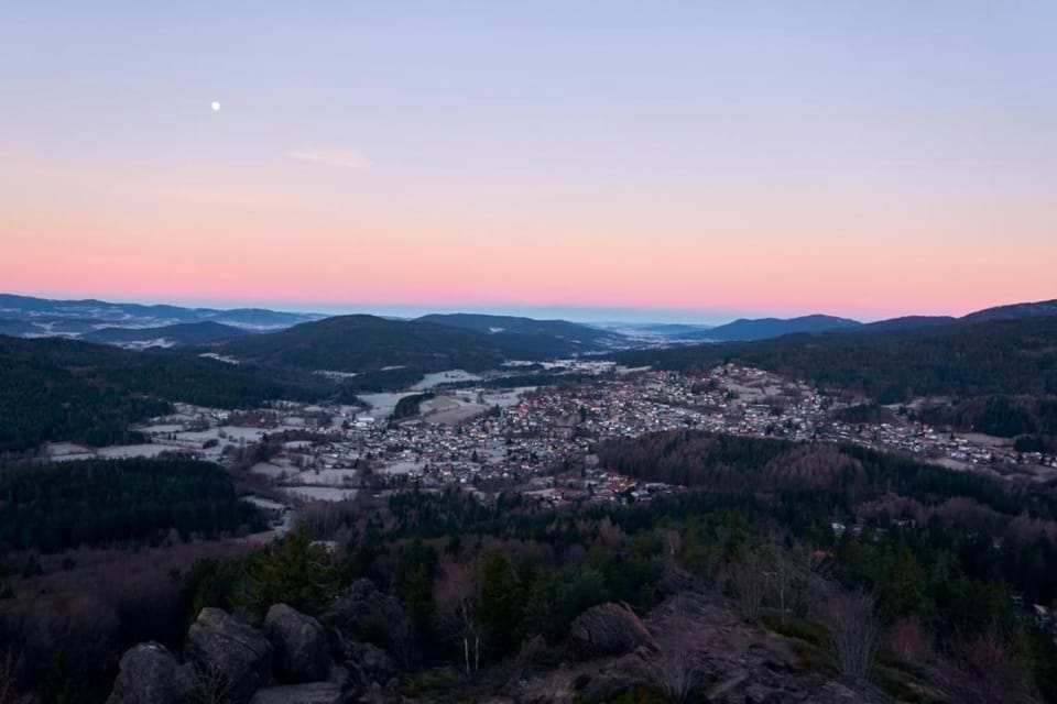Region [winter] (>5 km)