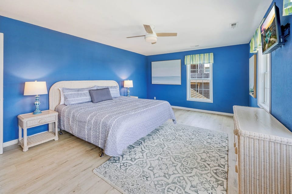 Surf or Sound Realty - 1188 - Look N Sea - Bedroom 1 -3