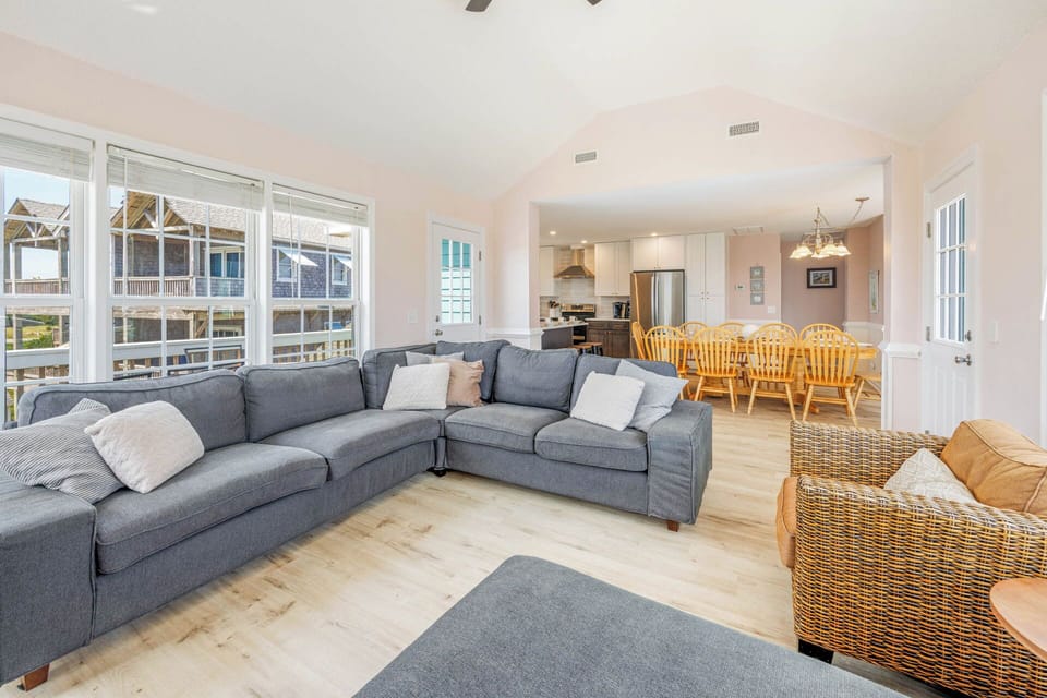 Surf or Sound Realty - 1188 - Look N Sea - Great Room -3