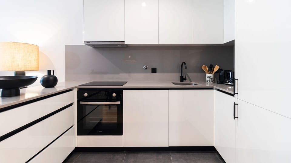 Despite its compact size, this kitchenette is fully equipped with everything you need to create culinary delights #modern #practical