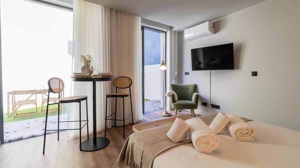 Explore the charm of compact luxury in our studio apartment, where the rooms blend with ease #stunning #airbnb